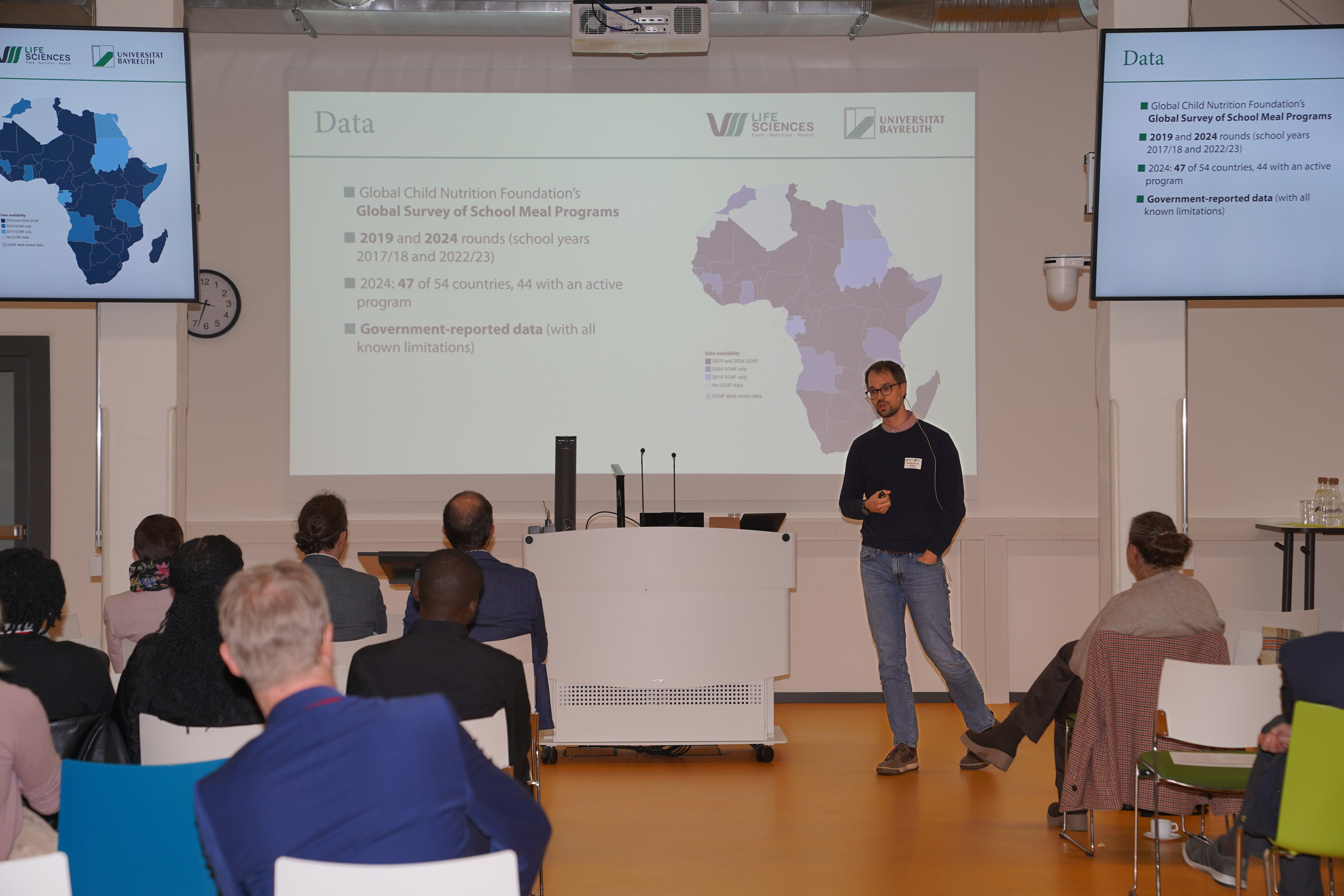 Prof. Dr. Tim Dorlach bearbeitet