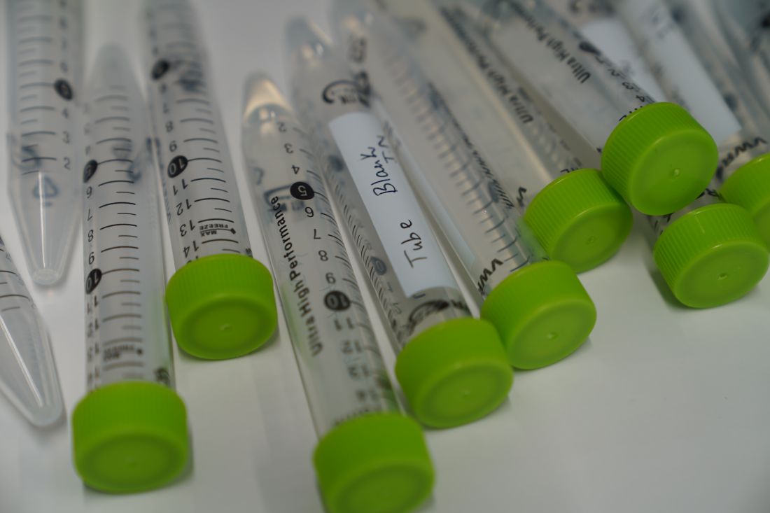 green_testtubes_cut - Kopie