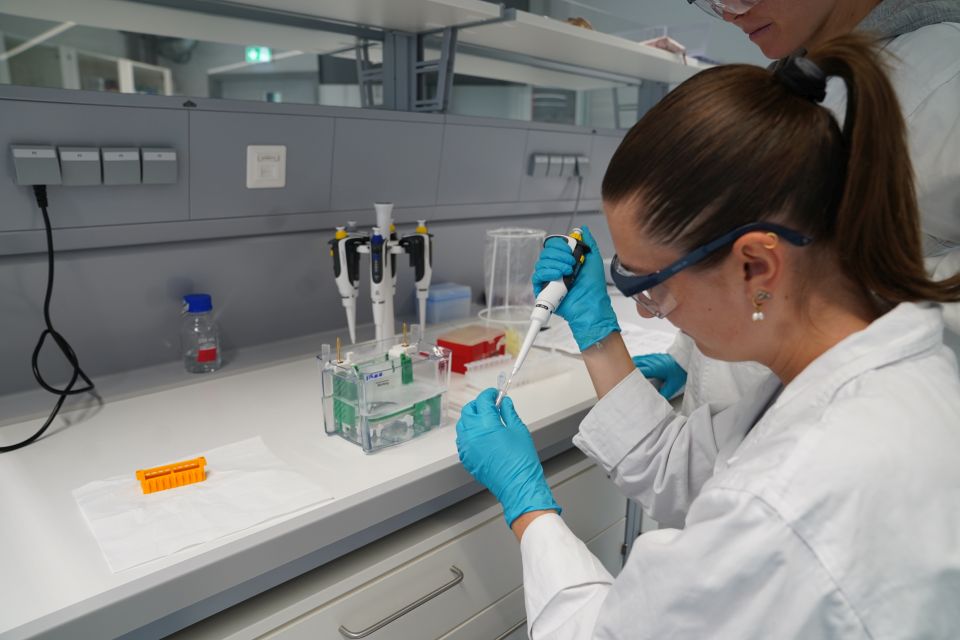 m _student measuring_2