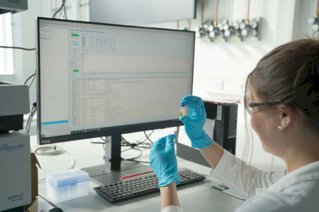 m_student_computer_screen