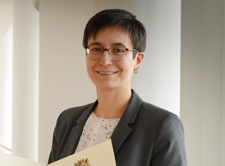 Prof. Janin Henkel Oberländer